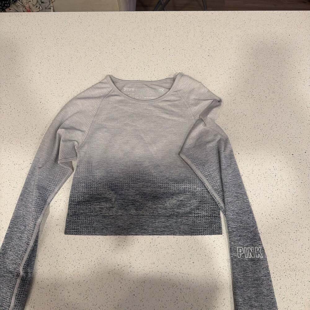 Victoria's Secret PINK Gray Ombre Seamless Long Sleeve Activewear Top